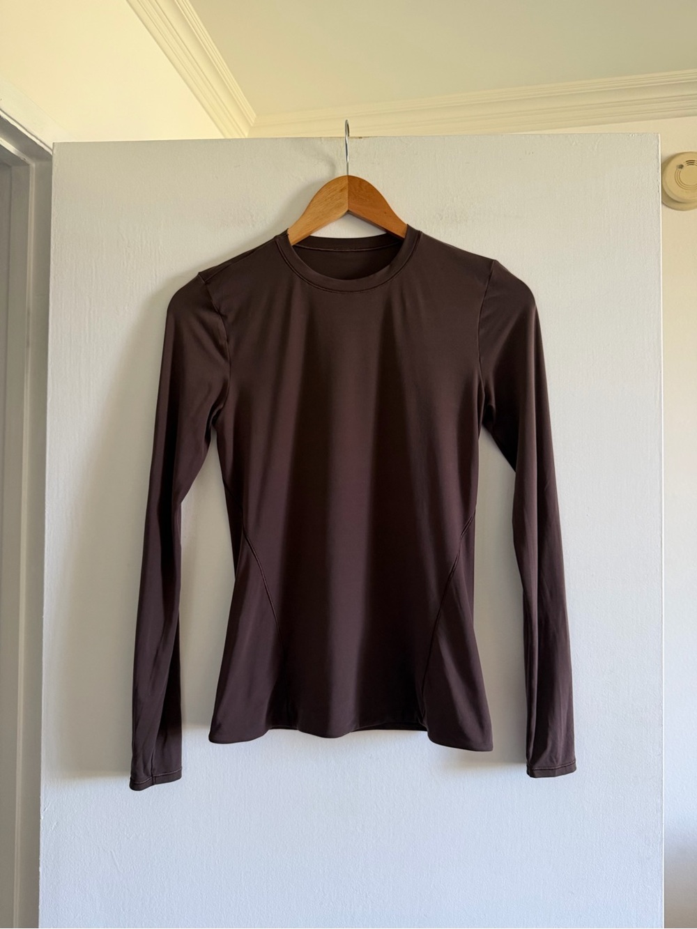 Lululemon Athletica Espresso Brown Wundermost Ultra Soft Nulu Long Sleeve Shirt - Picture 8 of 14